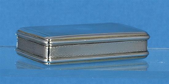 A George III silver snuff box, by William Eley II, Length 85mm. Weight: 4.1oz/130grms